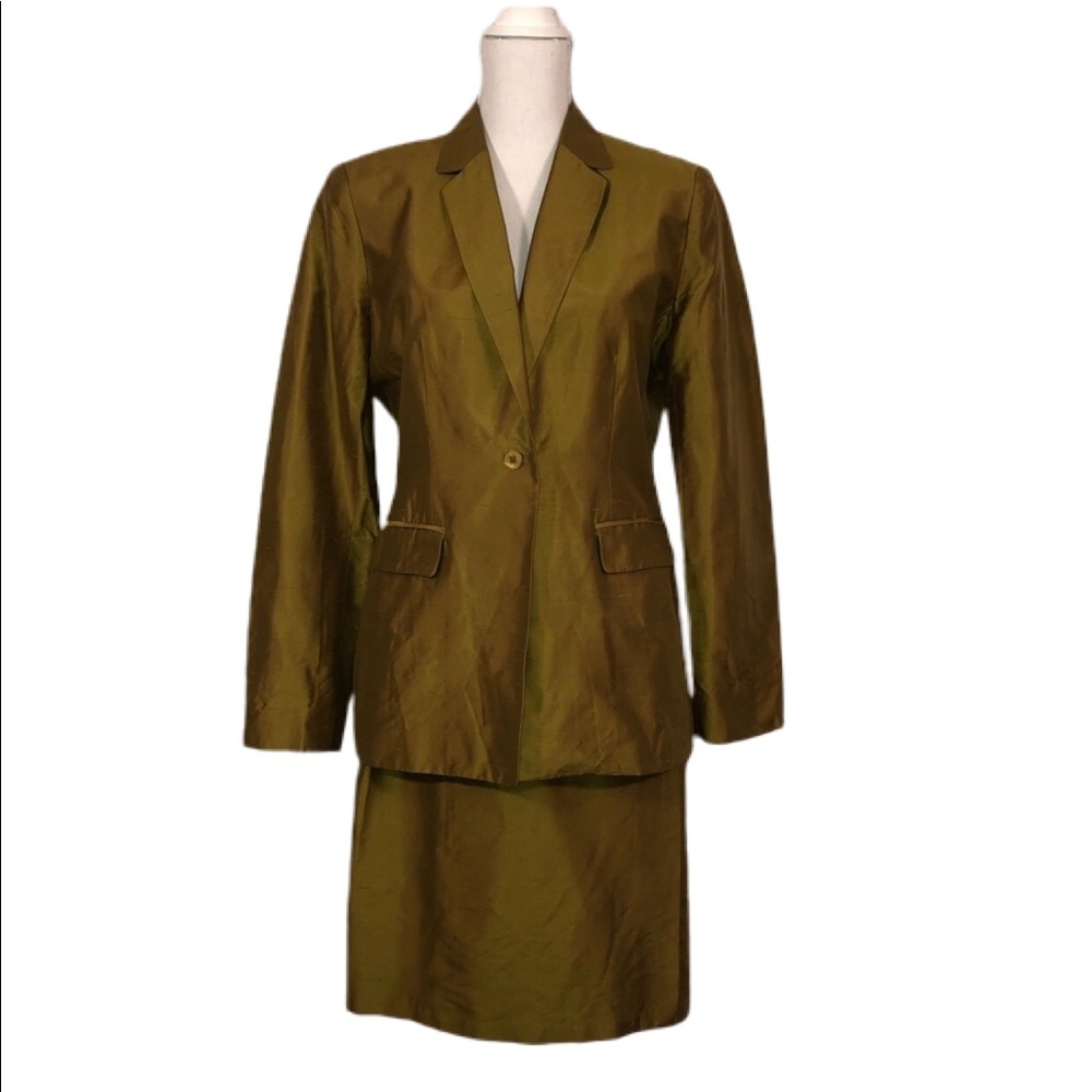 Jones New York Skirt Suit